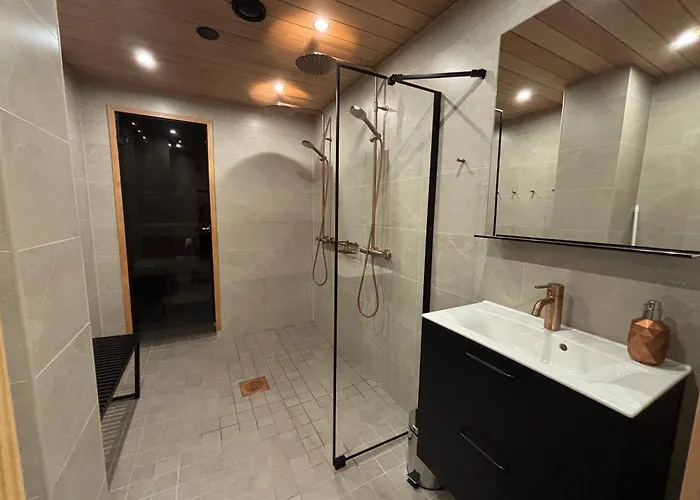 Immellompolo * 레비